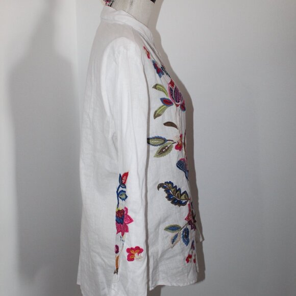 Johnny Was White Floral Embroidered Button Down Shirt - Picture 7 of 9